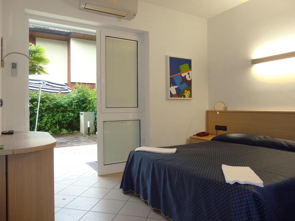 Nice Hotel Bibione Exterior photo
