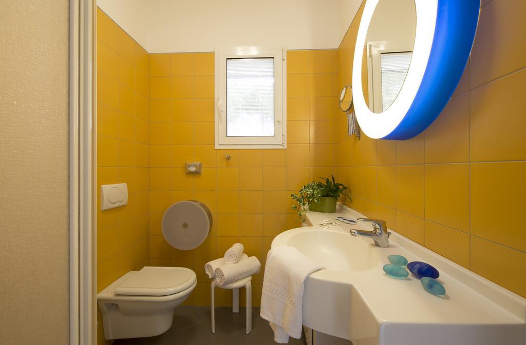 Nice Hotel Bibione Exterior photo