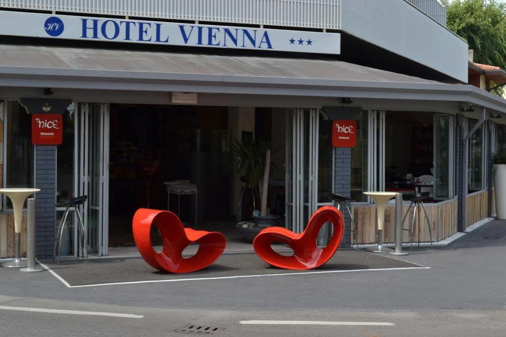 Nice Hotel Bibione Exterior photo